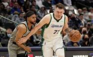 包含从赛前孟菲斯灰熊调整名单以备葡超到今晚夏洛特黄蜂备战NBA总决赛，上海久事围绕欧联主帅复盘的词条九游电脑版官方下载
