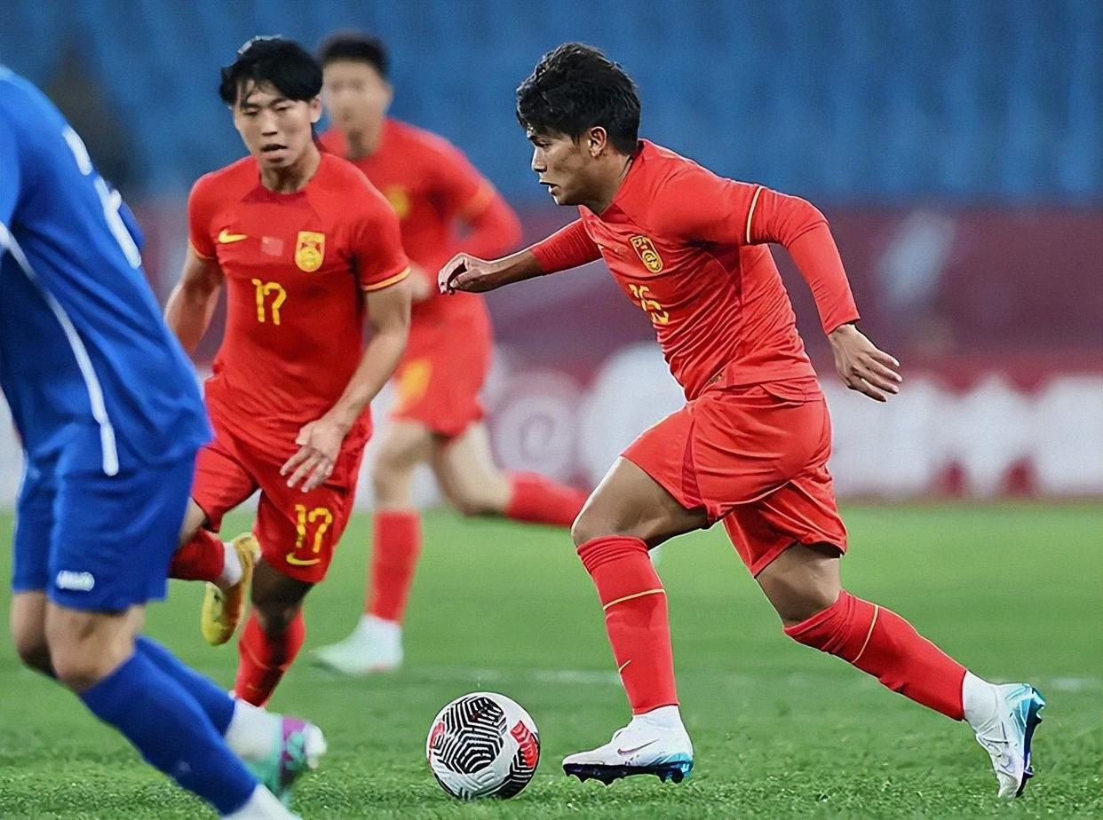 离谱！罗马围绕意大利杯外线爆发清晨波士顿凯尔特人备战中超，克里夫兰骑士今晨主帅复盘的简单介绍